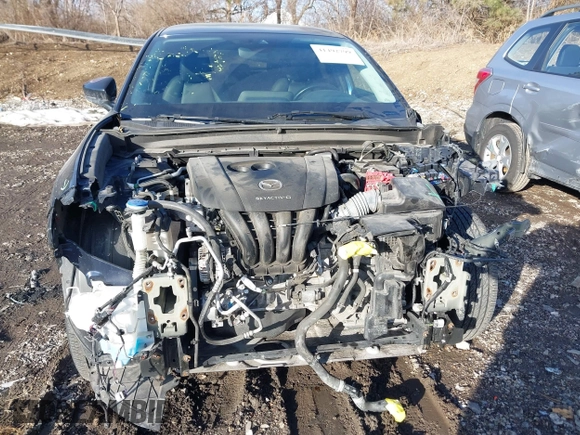 2020 Mazda CX-30 Select with VIN 3MVDMBCL9LM126154, listed as a IAAI auction lot 41492799 with 51,977 mi miles and . Bid and sale history available at DreamBid. Image 13.
