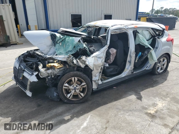 2013 Ford Focus SE with VIN 1FADP3K23DL130510, listed as a Copart auction lot 51640465 with Not Provided miles and Salvage Title. Bid and sale history available at carsss.com. Image 1.