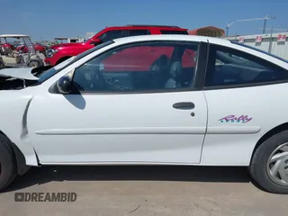 1997 Chevrolet Cavalier z VIN 1G1JC1245VM152723, wystawiony jako IAAI lot #42159963 z przebiegiem 153 615 mil mil oraz . Historia ofert i sprzedaży dostępna na DreamBid. Obrazek 15.
