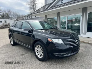 2019 Lincoln MKT with VIN 2LMHJ5NK8KBL01284, listed as a Copart auction lot 50058345 with 326,875 mi miles and Clean Title. Bid and sale history available at DreamBid. Image 1.
