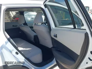 2022 Toyota Corolla Cross LE with VIN 7MUCAABG7NV013235, listed as a IAAI auction lot 41796408 with 20,943 mi miles and . Bid and sale history available at DreamBid. Image 8.