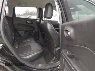 2018 Jeep Compass Latitude with VIN 3C4NJDBB7JT373582, listed as a IAAI auction lot 41728122 with 111,411 mi miles. Bid and sale history available at carsss.com. Image 8.