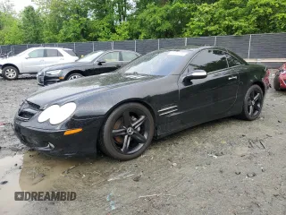 2004 Mercedes-Benz SL 500 z VIN WDBSK75F54F074136, wystawiony jako Copart lot #56868795 z przebiegiem 211 889 mil mil oraz Szkoda całkowita • Salvage title. Historia ofert i sprzedaży dostępna na DreamBid. Obrazek 1.