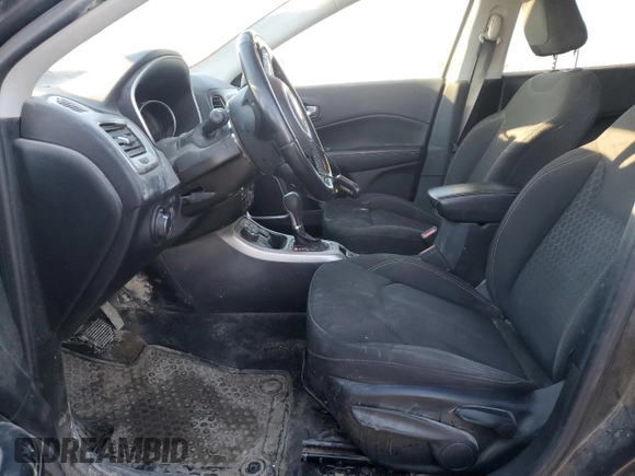 2020 Jeep Compass Sport with VIN 3C4NJDAB1LT112288, listed as a Copart auction lot 87818745 with 142,408 mi miles and Clean Title. Bid and sale history available at DreamBid. Image 7.