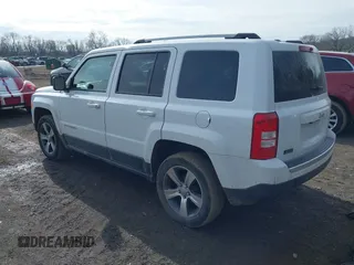 2016 Jeep Patriot Latitude with VIN 1C4NJPFA2GD562612, listed as a IAAI auction lot 41639913 with 120,823 mi miles and . Bid and sale history available at DreamBid. Image 3.