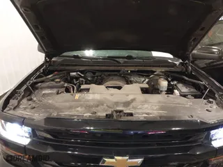 2018 Chevrolet Silverado 1500 LT with VIN 1GCVKREC4JZ295432, listed as a IAAI auction lot 41822705 with 86,781 mi miles. Bid and sale history available at carsss.com. Image 10.