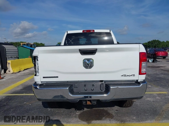2024 Ram 2500 Big Horn with VIN 3C6UR5DL6RG285652, listed as a IAAI auction lot 42511830 with 36,041 mi miles and . Bid and sale history available at DreamBid. Image 17.