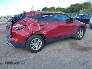 2019 Chevrolet Blazer z VIN 3GNKBBRA3KS688170, wystawiony jako IAAI lot #41192503 z przebiegiem 48 022 mil mil oraz . Historia ofert i sprzedaży dostępna na DreamBid. Obrazek 4.