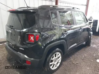 2020 Jeep Renegade Latitude with VIN ZACNJBBB5LPL69624, listed as a IAAI auction lot 41481985 with 45,432 mi miles. Bid and sale history available at carsss.com. Image 4.