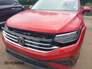 2022 Volkswagen Tiguan SE with VIN 3VV3B7AX7NM170227, listed as a IAAI auction lot 42161892 with 37,092 mi miles and . Bid and sale history available at DreamBid. Image 6.