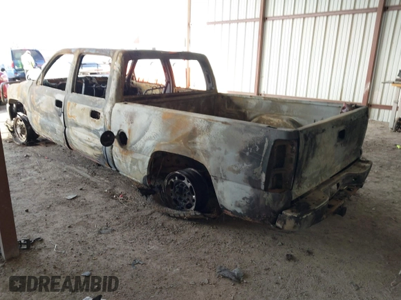 2001 Chevrolet Silverado 1500HD LS with VIN 1GCGK13U01F140108, listed as a IAAI auction lot 41727666 with Not Provided miles and . Bid and sale history available at DreamBid. Image 3.