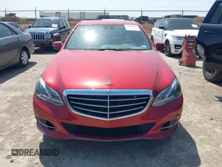 2014 Mercedes-Benz E-Class E 350 Sport with VIN WDDHF5KB1EA974641, listed as a IAAI auction lot 41898088 with 83,515 mi miles. Bid and sale history available at carsss.com. Image 12.