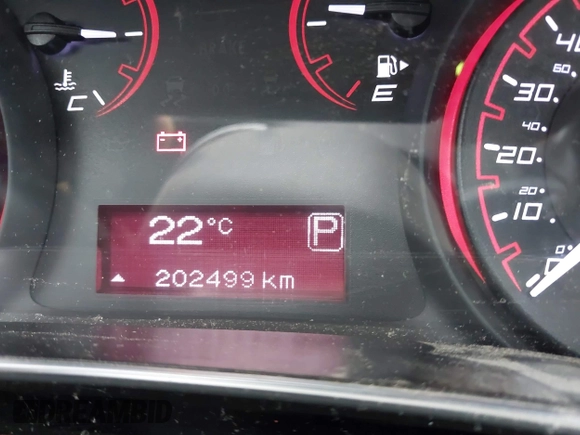 2015 Dodge Dart SE z VIN 1C3CDFAA3FD378329, wystawiony jako IAAI lot #42093951 z przebiegiem 202 499 mil mil oraz . Historia ofert i sprzedaży dostępna na DreamBid. Obrazek 15.