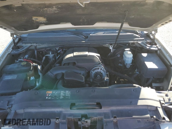 2013 GMC Yukon XL SLT with VIN 1GKS1KE07DR261108, listed as a Copart auction lot 89375335 with 107,940 mi miles and Salvage Title. Bid and sale history available at DreamBid. Image 12.