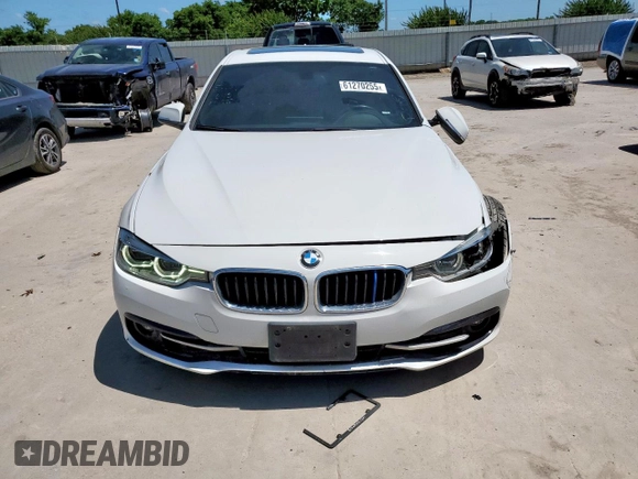2018 BMW 3 Series 330i with VIN WBA8B9C57JEE80972, listed as a Copart auction lot 61270255 with 81,658 mi miles and Salvage title. Bid and sale history available at DreamBid. Image 5.
