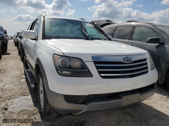 2009 Kia Borrego EX with VIN KNDJJ741695010898, listed as a Copart auction lot 73637904 with 0 mi miles and Non Repairable. Bid and sale history available at carsss.com. Image 5.
