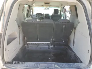 2008 Dodge Grand Caravan SE with VIN 2D8HN44H58R705763, listed as a Copart auction lot 48389925 with 227,777 mi miles and Salvage title. Bid and sale history available at DreamBid. Image 6.