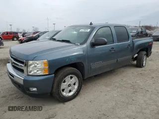 2011 Chevrolet Silverado 1500 LT with VIN 3GCPCSE03BG327145, listed as a Copart auction lot 44756035 with 226,378 mi miles and Salvage Title. Bid and sale history available at DreamBid. Image 1.