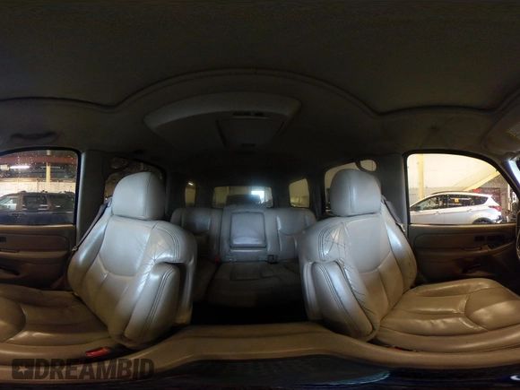 2004 Chevrolet Tahoe LS with VIN 1GNEC13TX4R300419, listed as a IAAI auction lot 41848279 with 38,252 mi miles. Bid and sale history available at carsss.com. Image 19.