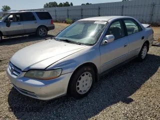 2001 Honda Accord LX with VIN 1HGCG66581A104943, listed as a Copart auction lot 57532855 with 385,119 mi miles and Salvage title. Bid and sale history available at DreamBid. Image 1.