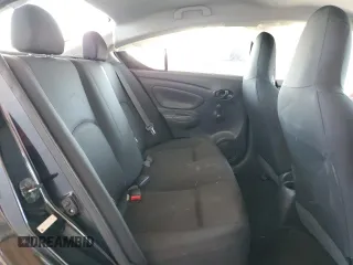 2017 Nissan Versa S z VIN 3N1CN7AP8HL905476, wystawiony jako Copart lot #56477485 z przebiegiem 103 508 mil mil oraz Szkoda całkowita • Salvage title. Historia ofert i sprzedaży dostępna na DreamBid. Obrazek 10.