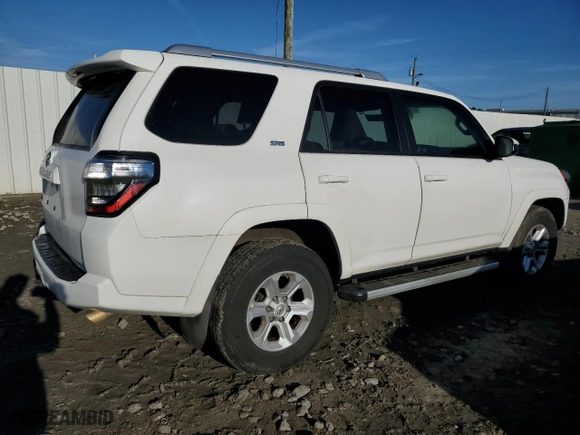 2014 Toyota 4Runner SR5 with VIN JTEZU5JR5E5069245, listed as a Copart auction lot 50410975 with 170,592 mi miles and Salvage Title. Bid and sale history available at carsss.com. Image 3.