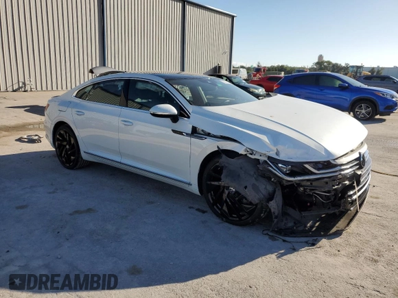 2021 Volkswagen Arteon SEL R-Line with VIN WVWHR7AN1ME004286, listed as a Copart auction lot 80378194 with 31,313 mi miles and Salvage title. Bid and sale history available at DreamBid. Image 4.