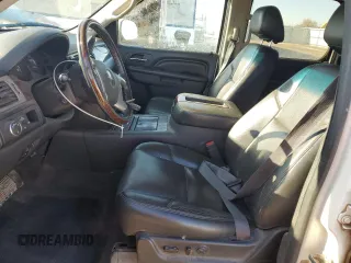 2014 GMC Yukon XL Denali with VIN 1GKS2MEF2ER165627, listed as a Copart auction lot 42962905 with 157,903 mi miles and Salvage Title. Bid and sale history available at carsss.com. Image 7.