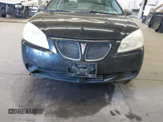 2008 Pontiac G6 with VIN 1G2ZG57B684157371, listed as a IAAI auction lot 41902504 with 188,507 mi miles. Bid and sale history available at carsss.com. Image 14.