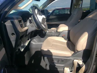 2024 Ford Expedition Limited with VIN 1FMJU2A8XREA65216, listed as a Copart auction lot 59725255 with 38,161 mi miles and Clean title. Bid and sale history available at DreamBid. Image 7.