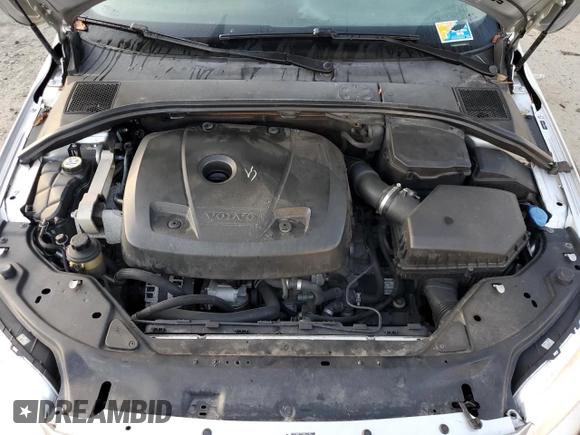 2015 Volvo XC70 T5 Drive-E Premier with VIN YV440MBK2F1230453, listed as a Copart auction lot 44231365 with 107,726 mi miles and Clean Title. Bid and sale history available at DreamBid. Image 11.