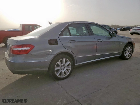 2012 Mercedes-Benz E-Class E 350 Luxury BlueTEC with VIN WDDHF2EB6CA530985, listed as a Copart auction lot 49443925 with 114,641 mi miles and Clean Title. Bid and sale history available at carsss.com. Image 3.