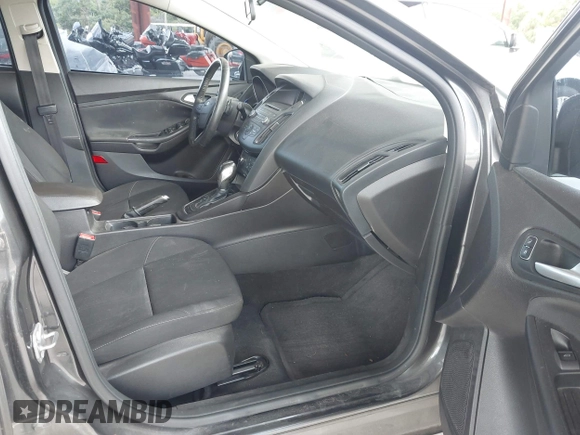 2015 Ford Focus SE with VIN 1FADP3F23FL247162, listed as a IAAI auction lot 42542583 with 95,852 mi miles and . Bid and sale history available at DreamBid. Image 5.