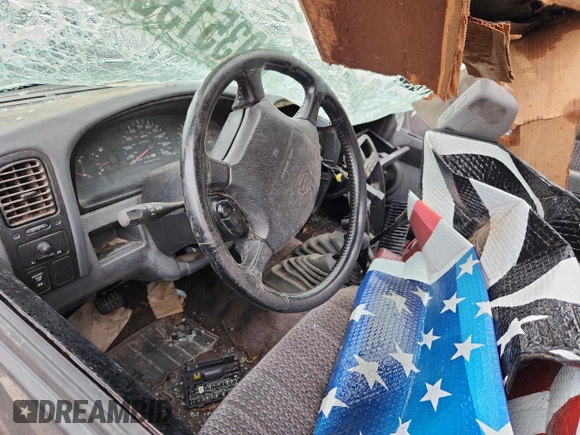 1997 Nissan Frontier XE with VIN 1N6SD16Y3VC417230, listed as a Copart auction lot 59351355 with 167,617 mi miles and Non repairable. Bid and sale history available at DreamBid. Image 8.