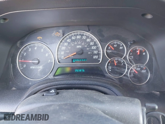 2005 GMC Envoy SLE z VIN 1GKDT13S252331044, wystawiony jako IAAI lot #41749219 z przebiegiem 263 876 mil mil oraz . Historia ofert i sprzedaży dostępna na DreamBid. Obrazek 7.