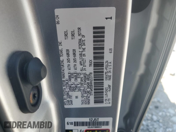 2024 Toyota Tundra Limited with VIN 5TFWA5DBXRX213770, listed as a Copart auction lot 60361365 with 6,902 mi miles and Salvage title. Bid and sale history available at DreamBid. Image 12.