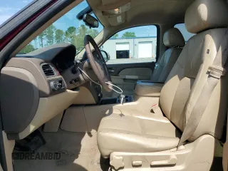 2013 Chevrolet Tahoe LT with VIN 1GNSCBE02DR303732, listed as a Copart auction lot 56175795 with 239,100 mi miles and Salvage title. Bid and sale history available at DreamBid. Image 7.
