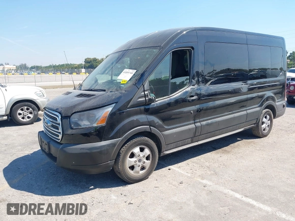 2019 Ford Transit Passenger XL z VIN 1FBAX2CG4KKA76658, wystawiony jako IAAI lot #41859748 z przebiegiem 155 033 mil mil oraz . Historia ofert i sprzedaży dostępna na DreamBid. Obrazek 17.