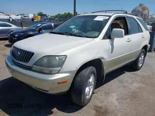 1999 Lexus RX 300 Luxury SUV with VIN JT6GF10U7X0026909, listed as a IAAI auction lot 42143068 with 203,686 mi miles. Bid and sale history available at carsss.com. Image 2.