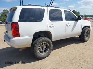 2012 Chevrolet Tahoe LS z VIN 1GNSCAE02CR230483, wystawiony jako IAAI lot #42071934 z przebiegiem 169 050 mil mil oraz . Historia ofert i sprzedaży dostępna na DreamBid. Obrazek 4.