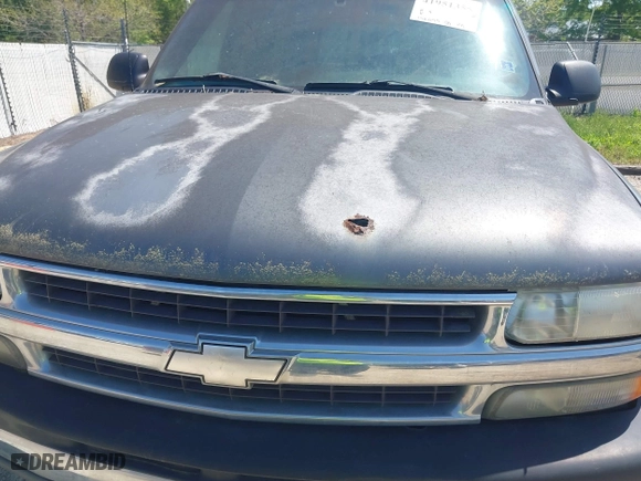 2001 Chevrolet Tahoe LS with VIN 1GNEK13T91J141616, listed as a IAAI auction lot 41951355 with 156,077 mi miles. Bid and sale history available at carsss.com. Image 6.