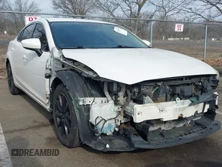 2014 Mazda 6 i Sport with VIN JM1GJ1U67E1159003, listed as a IAAI auction lot 41710750 with 200,522 mi miles. Bid and sale history available at carsss.com. Image 1.