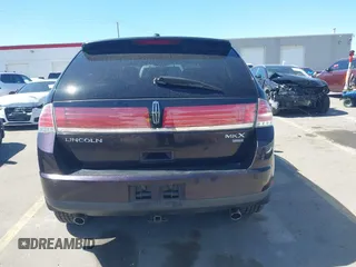 2007 Lincoln MKX with VIN 2LMDU88C47BJ35221, listed as a IAAI auction lot 41974785 with 160,257 mi miles. Bid and sale history available at carsss.com. Image 17.