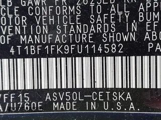 2015 Toyota Camry XLE with VIN 4T1BF1FK9FU114582, listed as a IAAI auction lot 41801187 with 165,199 mi miles. Bid and sale history available at carsss.com. Image 9.