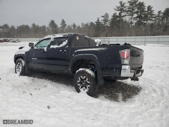 2022 Toyota Tacoma 4WD SR with VIN 3TMCZ5AN1NM523087, listed as a Copart auction lot 89071015 with 27,748 mi miles and Salvage Title. Bid and sale history available at carsss.com. Image 2.