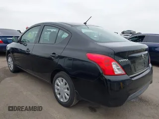 2015 Nissan Versa SV with VIN 3N1CN7AP2FL845918, listed as a IAAI auction lot 42111311 with 210,789 mi miles. Bid and sale history available at carsss.com. Image 3.
