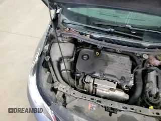 2019 Chevrolet Cruze LT with VIN 1G1BE5SM4K7111905, listed as a Copart auction lot 90447235 with 139,626 mi miles and Clean title. Bid and sale history available at DreamBid. Image 13.