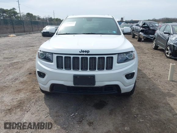 2015 Jeep Grand Cherokee Laredo with VIN 1C4RJFAG4FC905092, listed as a IAAI auction lot 41945933 with 97,854 mi miles. Bid and sale history available at carsss.com. Image 12.