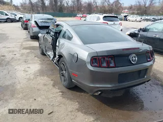 2014 Ford Mustang V6 with VIN 1ZVBP8AM1E5277123, listed as a IAAI auction lot 41917529 with 121,631 mi miles. Bid and sale history available at carsss.com. Image 3.