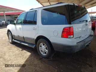 2004 Ford Expedition Special Service with VIN 1FMPU16L14LB22571, listed as a IAAI auction lot 41941673 with 1 mi miles. Bid and sale history available at carsss.com. Image 3.